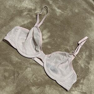 Barely There 34B 
New wo tags never worn